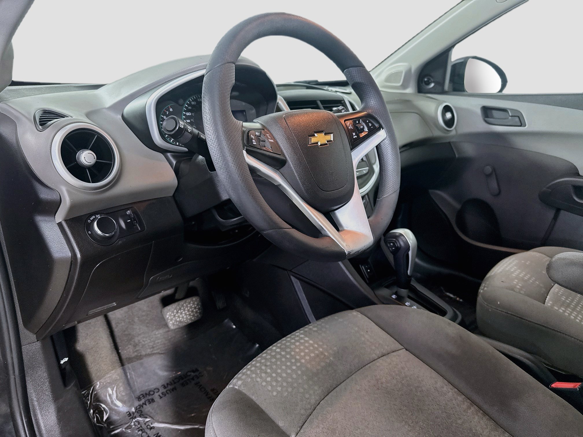 Used 2020 Chevrolet Sonic LT FWD image 23