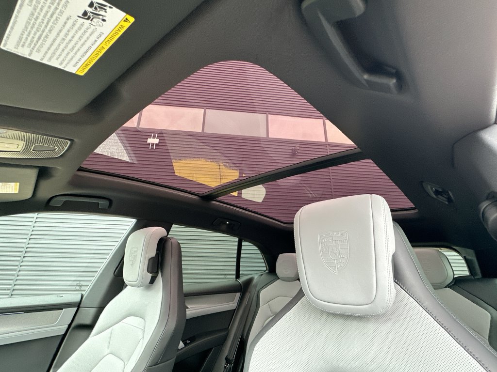 New 2026 Porsche Cayenne Electric AWD/4WD image 14
