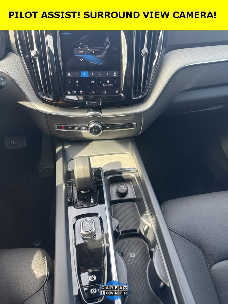 Used 2025 Volvo XC60 B5 Plus w/ Climate Package image 32