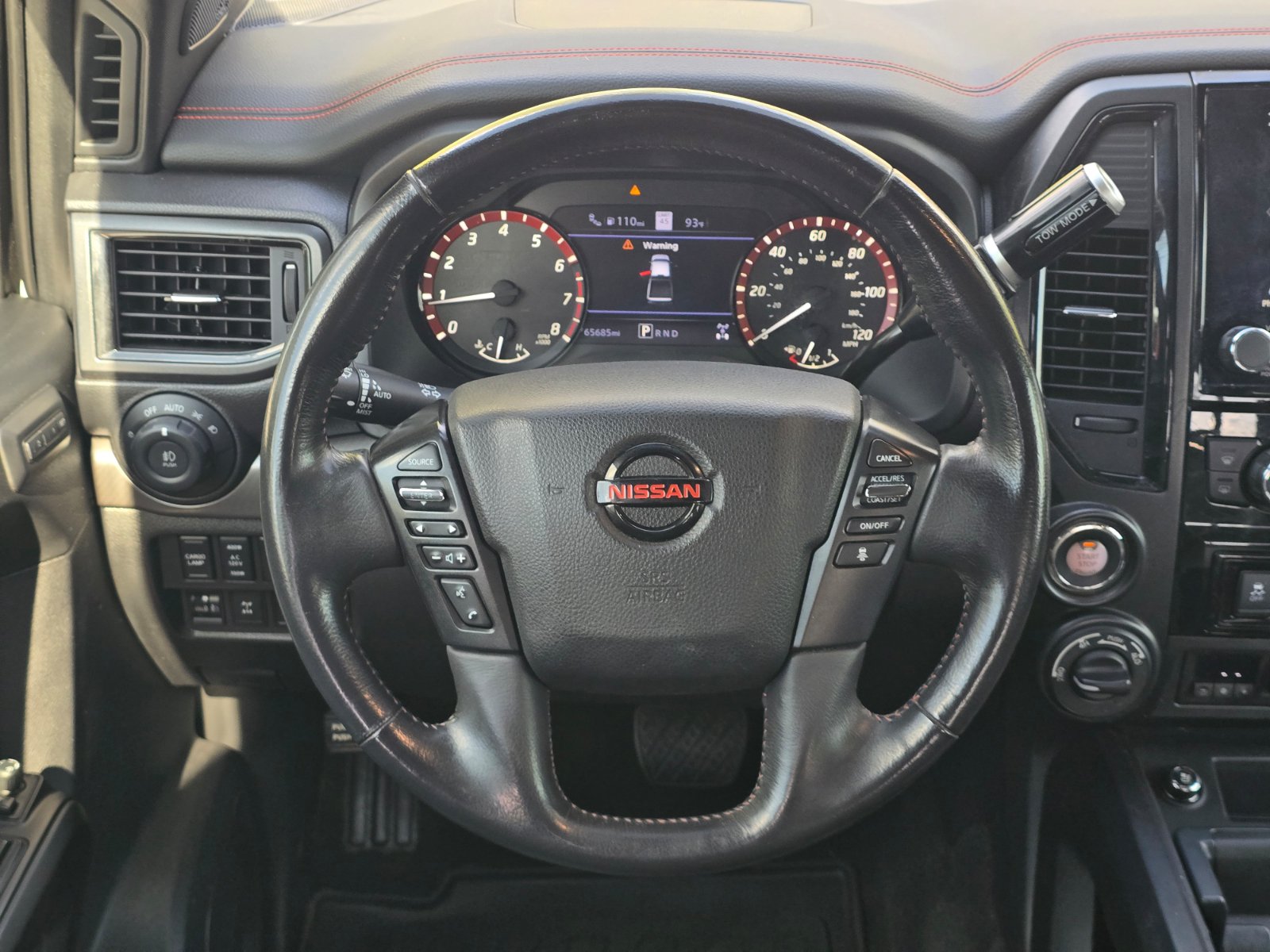 Used 2021 Nissan Titan PRO-4X w/ Pro-4x Convenience Package AWD/4WD image 16