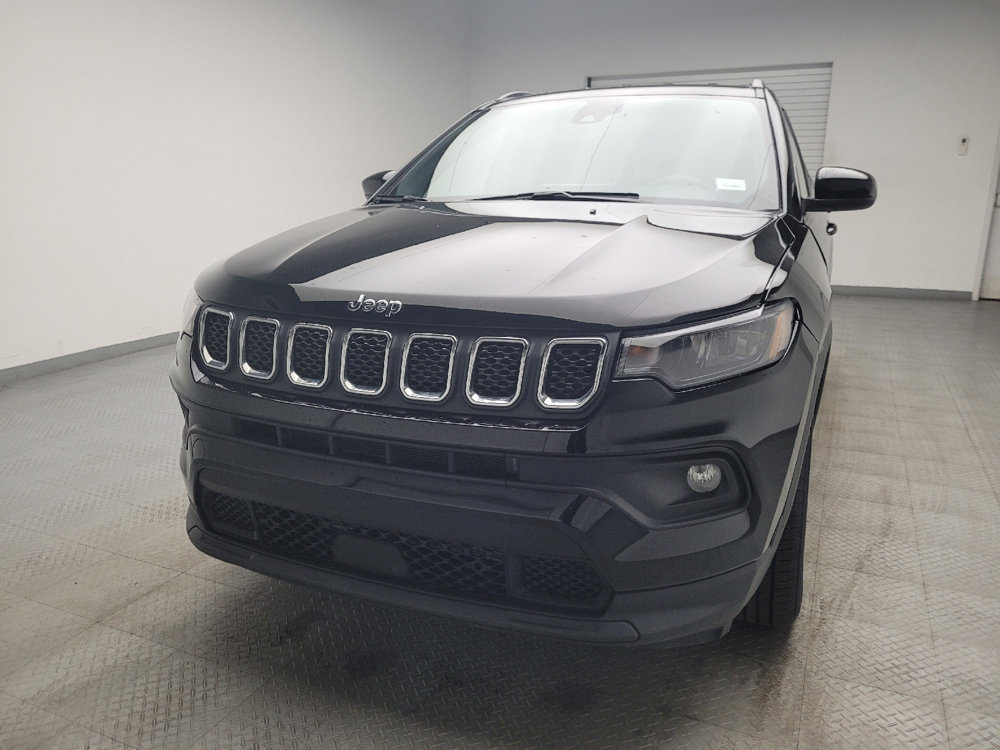 Used 2024 Jeep Compass Latitude w/ Altitude Special Edition image 15