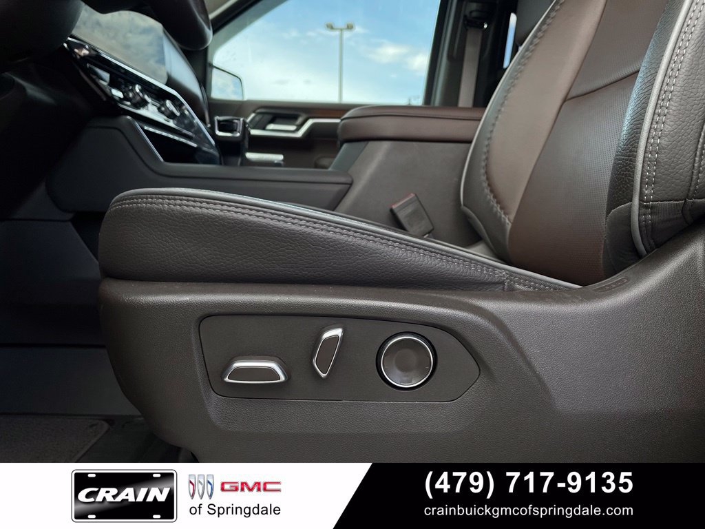 Used 2026 GMC Sierra 1500 Denali AWD/4WD image 11