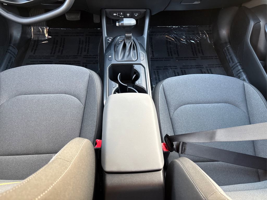 Certified 2025 Kia K4 LXS image 19