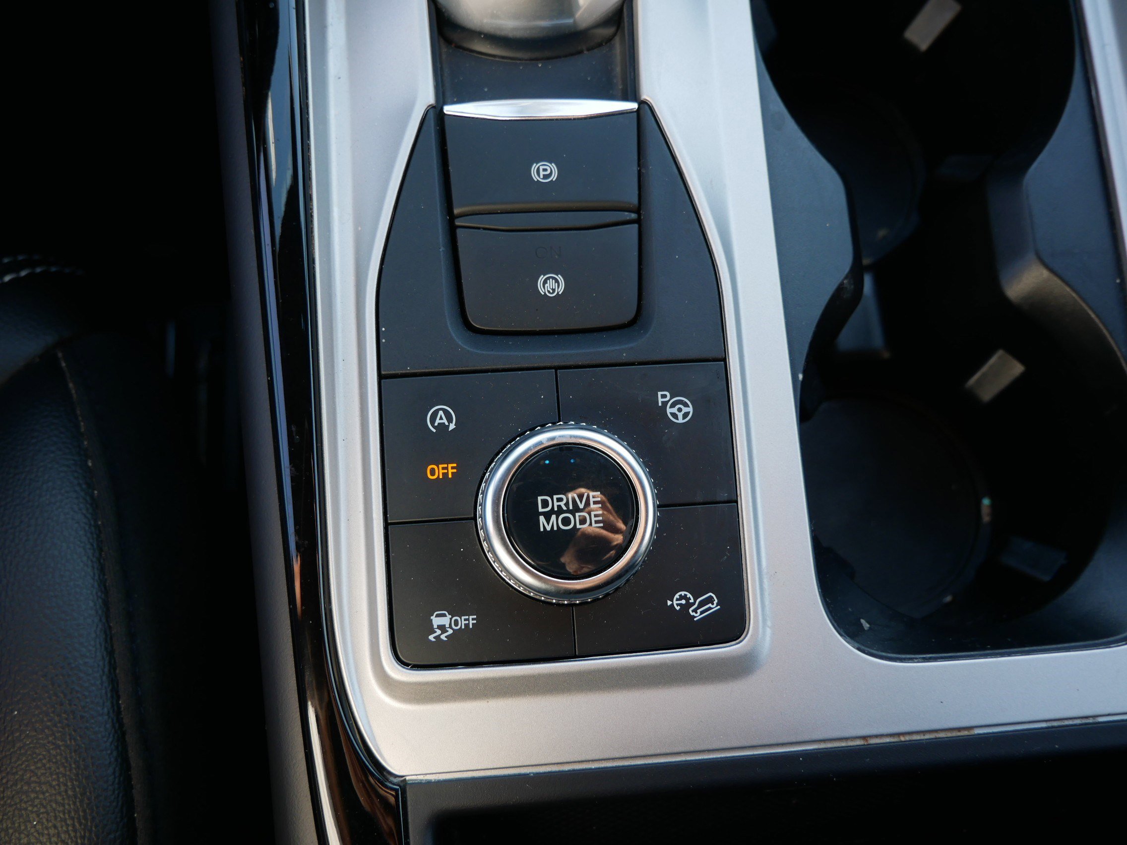 Used 2024 Ford Explorer ST w/ Equipment Group 401A AWD/4WD image 33