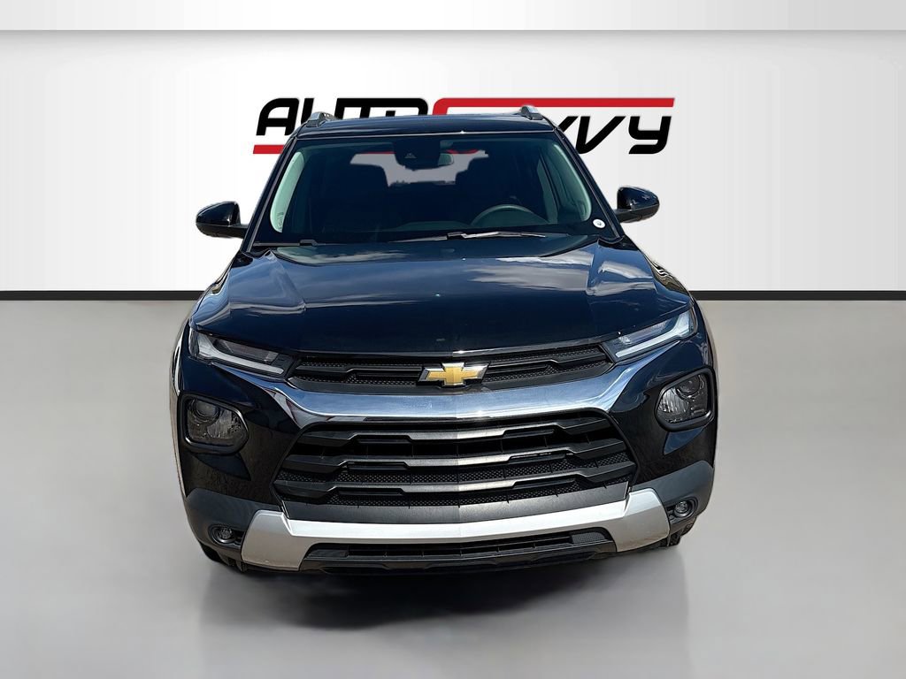 Used 2022 Chevrolet TrailBlazer LT w/ Driver Confidence Package image 2