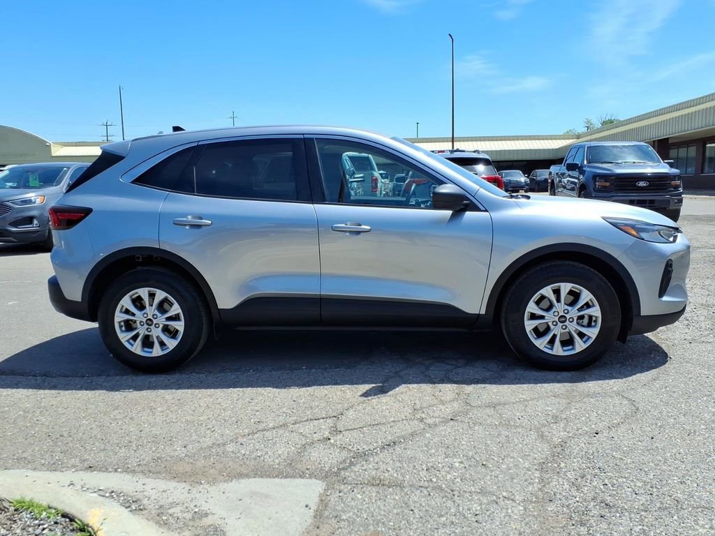 Used 2023 Ford Escape Active AWD/4WD image 6
