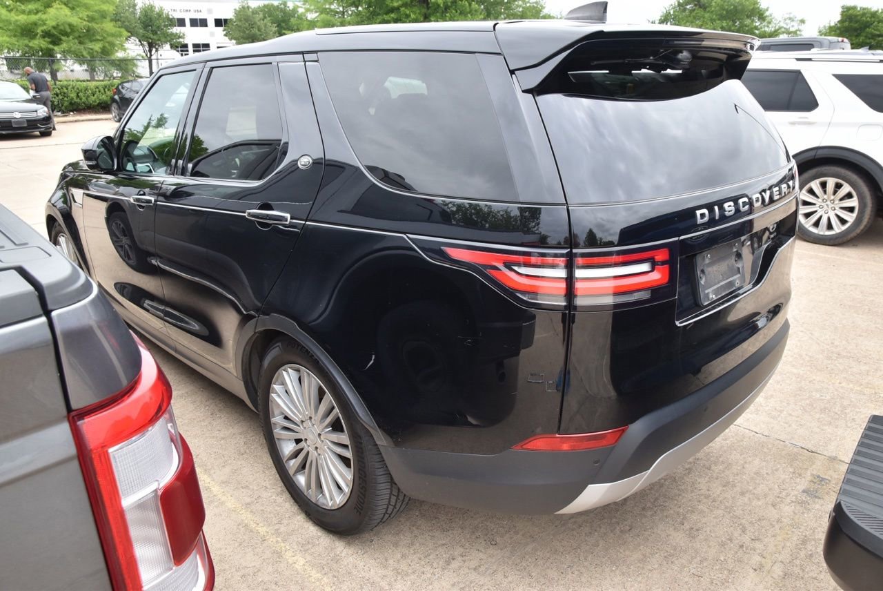Used 2017 Land Rover Discovery HSE Luxury AWD/4WD image 9