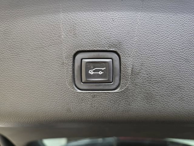 Used 2023 Chevrolet Traverse RS w/ LPO, Floor Liner Package image 15