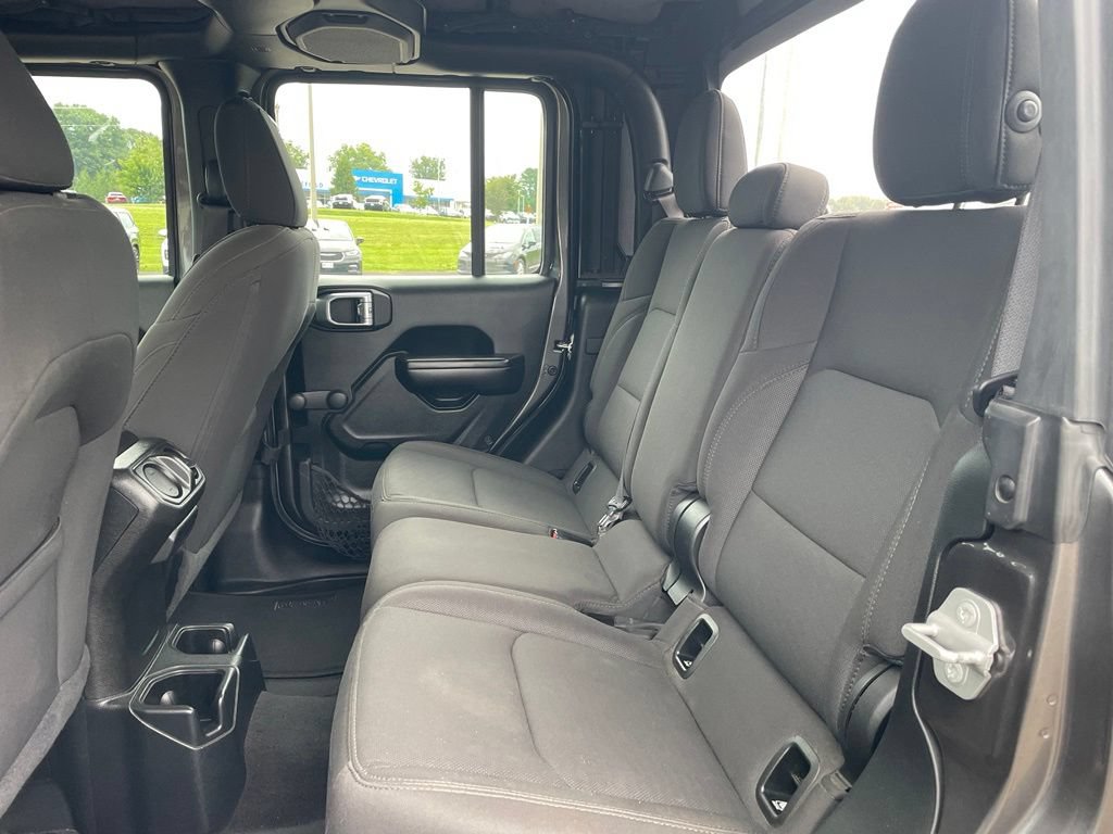 Used 2021 Jeep Gladiator Sport w/ Trailer Tow Package AWD/4WD image 8