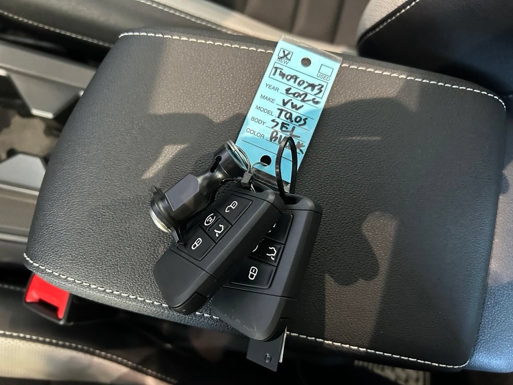 New 2026 Volkswagen Taos SEL AWD/4WD image 40