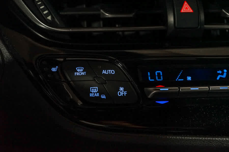 Certified 2018 Toyota C-HR XLE FWD image 26