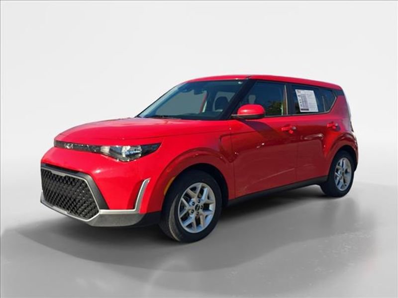 Used 2023 Kia Soul LX w/ LX Technology Package video 1