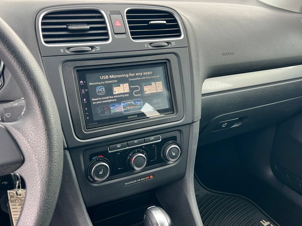Used 2012 Volkswagen Golf 4-Door FWD image 19