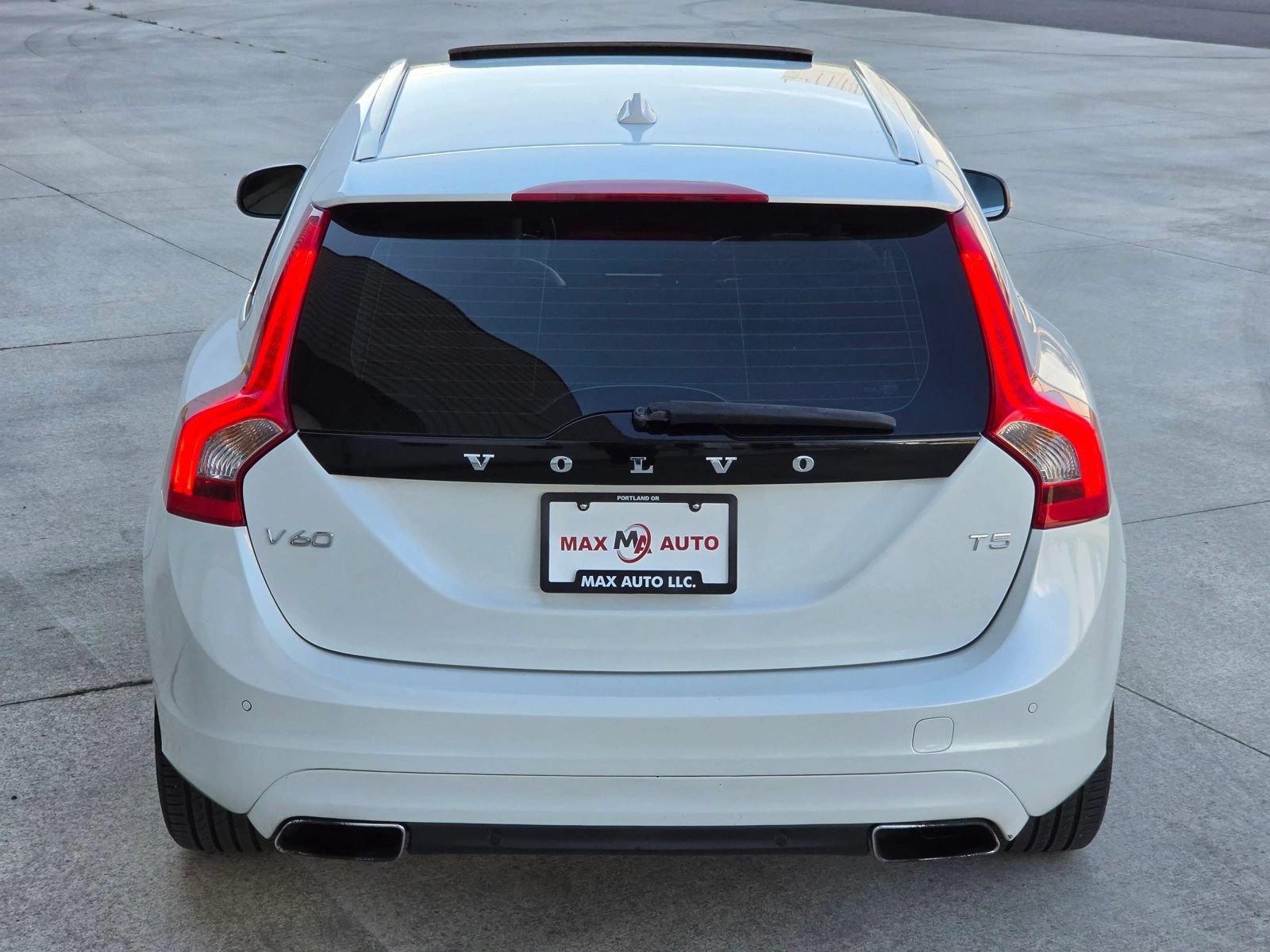 Used 2015 Volvo V60 T5 Premier FWD image 7