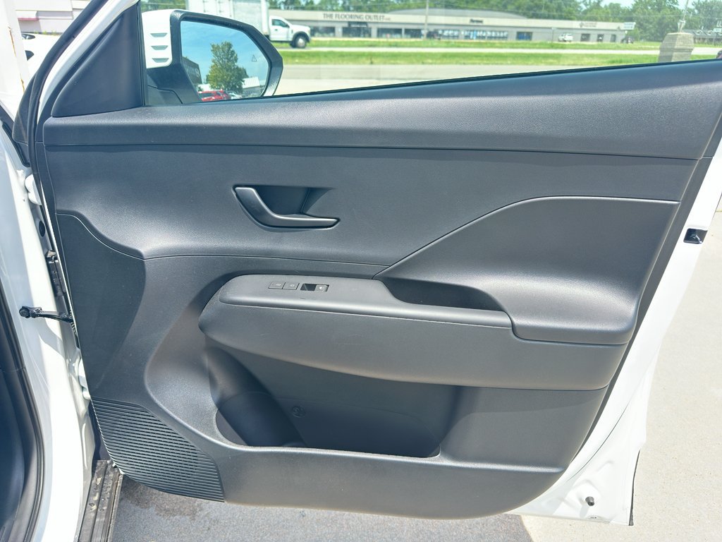 New 2026 Hyundai Kona SE AWD/4WD image 27