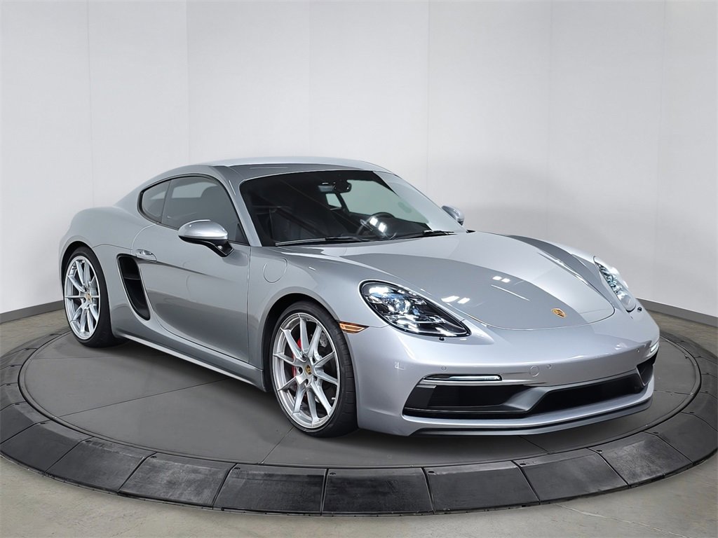 Certified 2024 Porsche 718 Cayman GT4 image 9