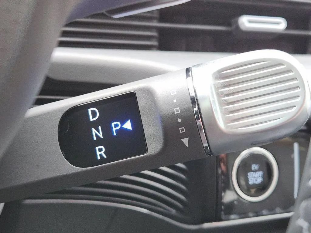 New 2026 Hyundai Ioniq 5 SE RWD image 13