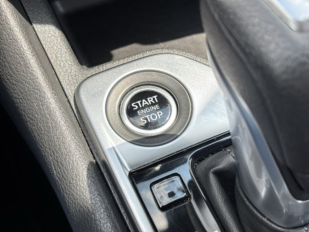 Used 2025 Nissan Sentra SV FWD image 26