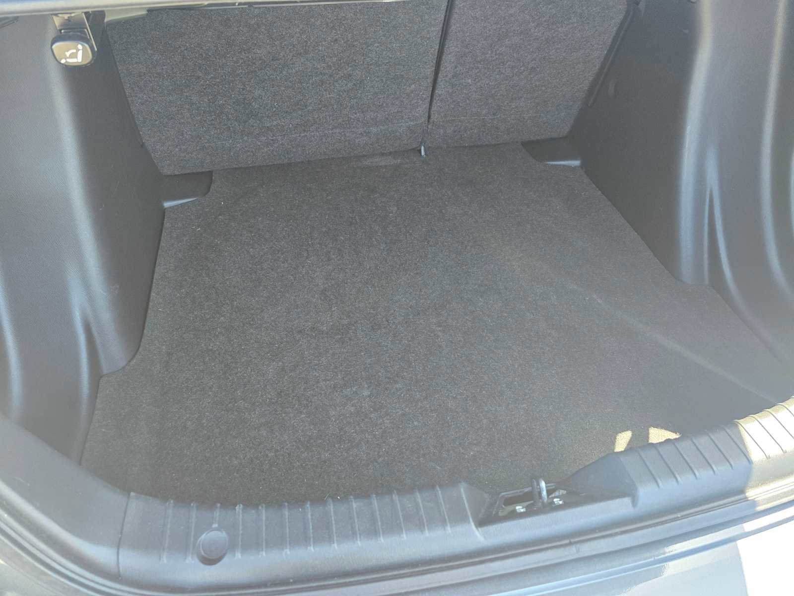 Used 2018 Toyota Yaris iA FWD image 16