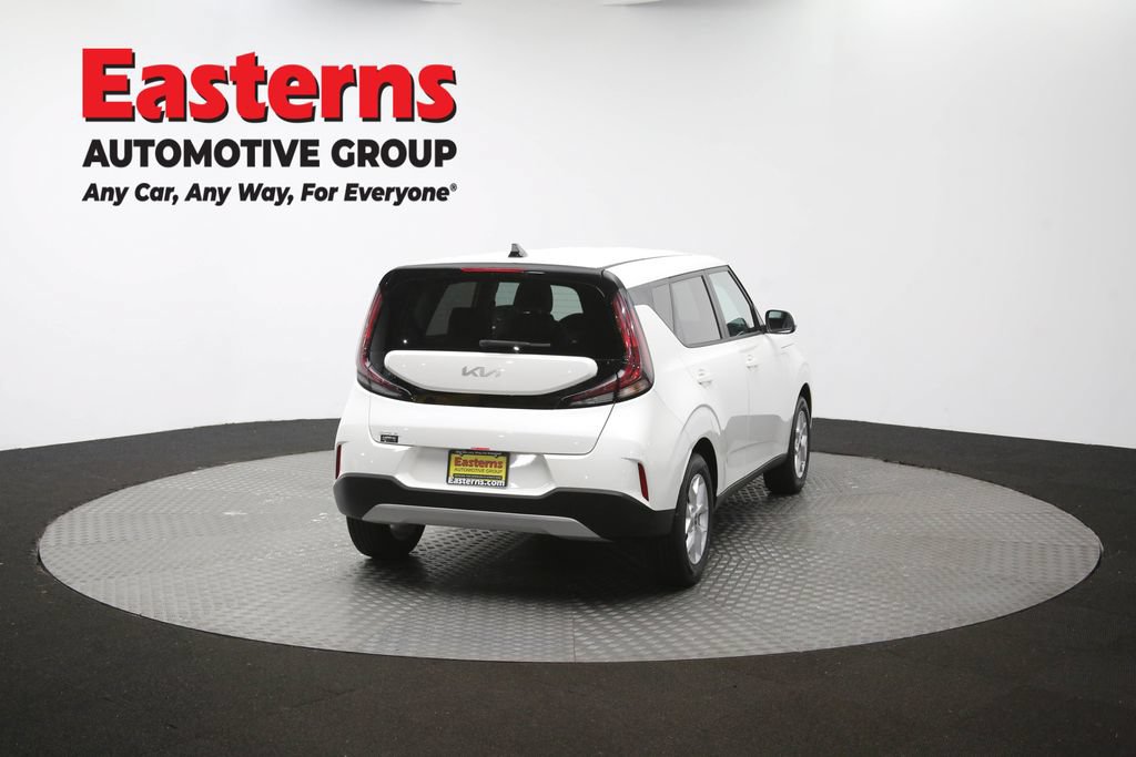 Used 2025 Kia Soul LX FWD image 37
