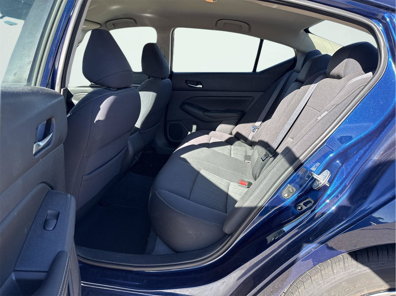Used 2019 Nissan Altima 2.5 S FWD image 6