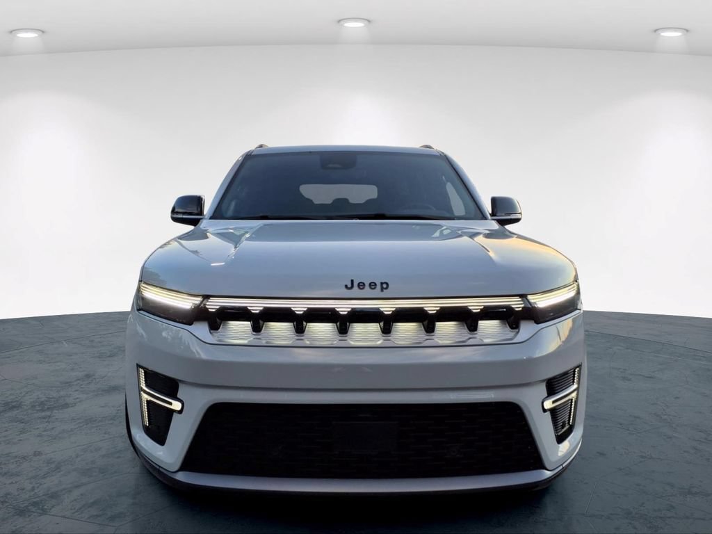 New 2026 Jeep Grand Wagoneer L 4WD image 4