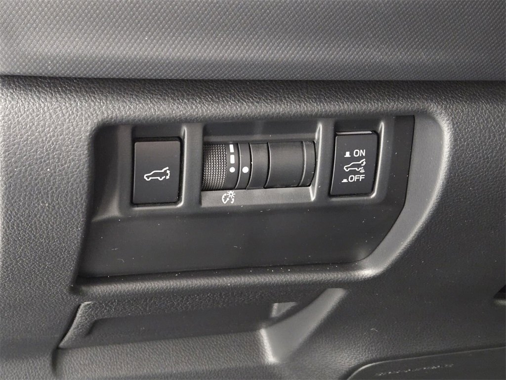 Certified 2025 Subaru Forester Limited w/ Popular Package #2 image 26