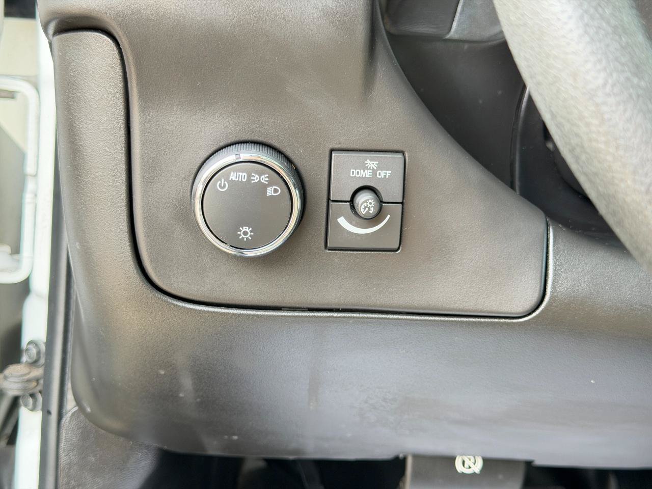 Used 2019 GMC Savana 3500 RWD image 17