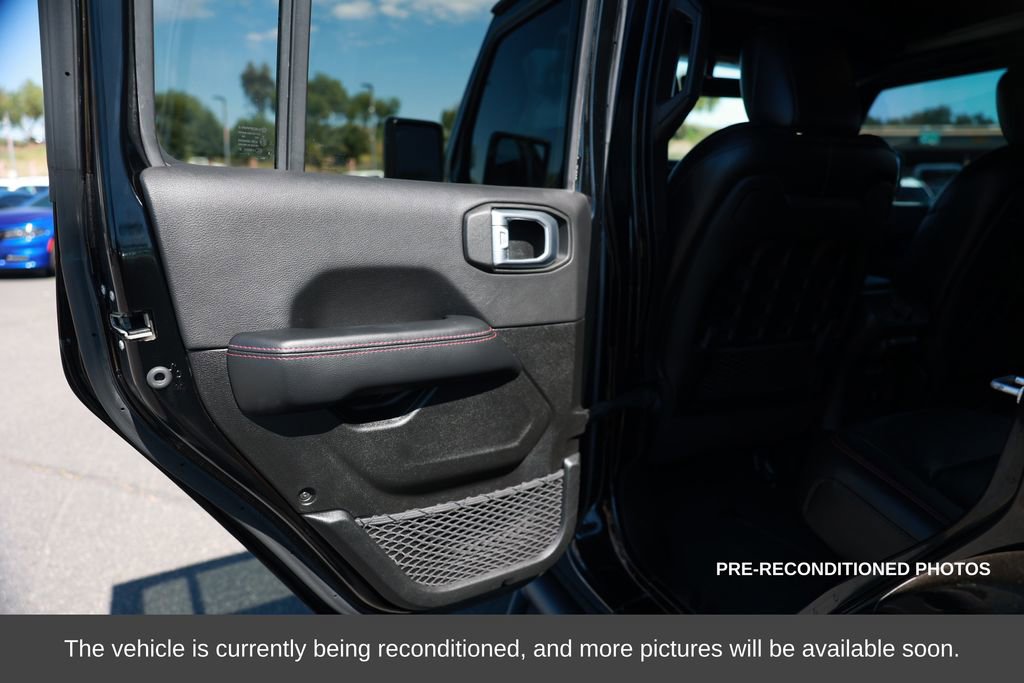 Used 2021 Jeep Wrangler Unlimited Rubicon image 38
