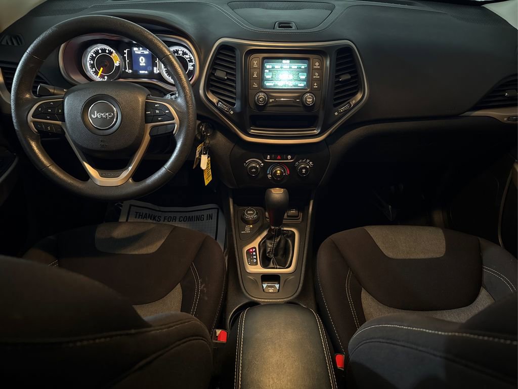 Used 2018 Jeep Cherokee Latitude image 31