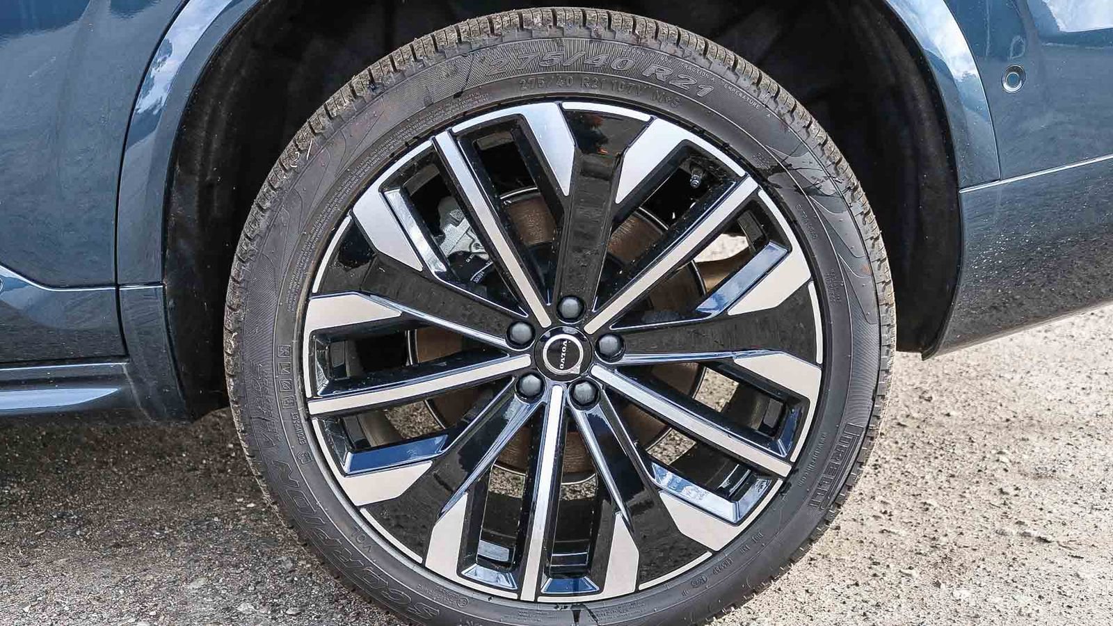 New 2026 Volvo XC90 T8 Plus AWD/4WD image 10