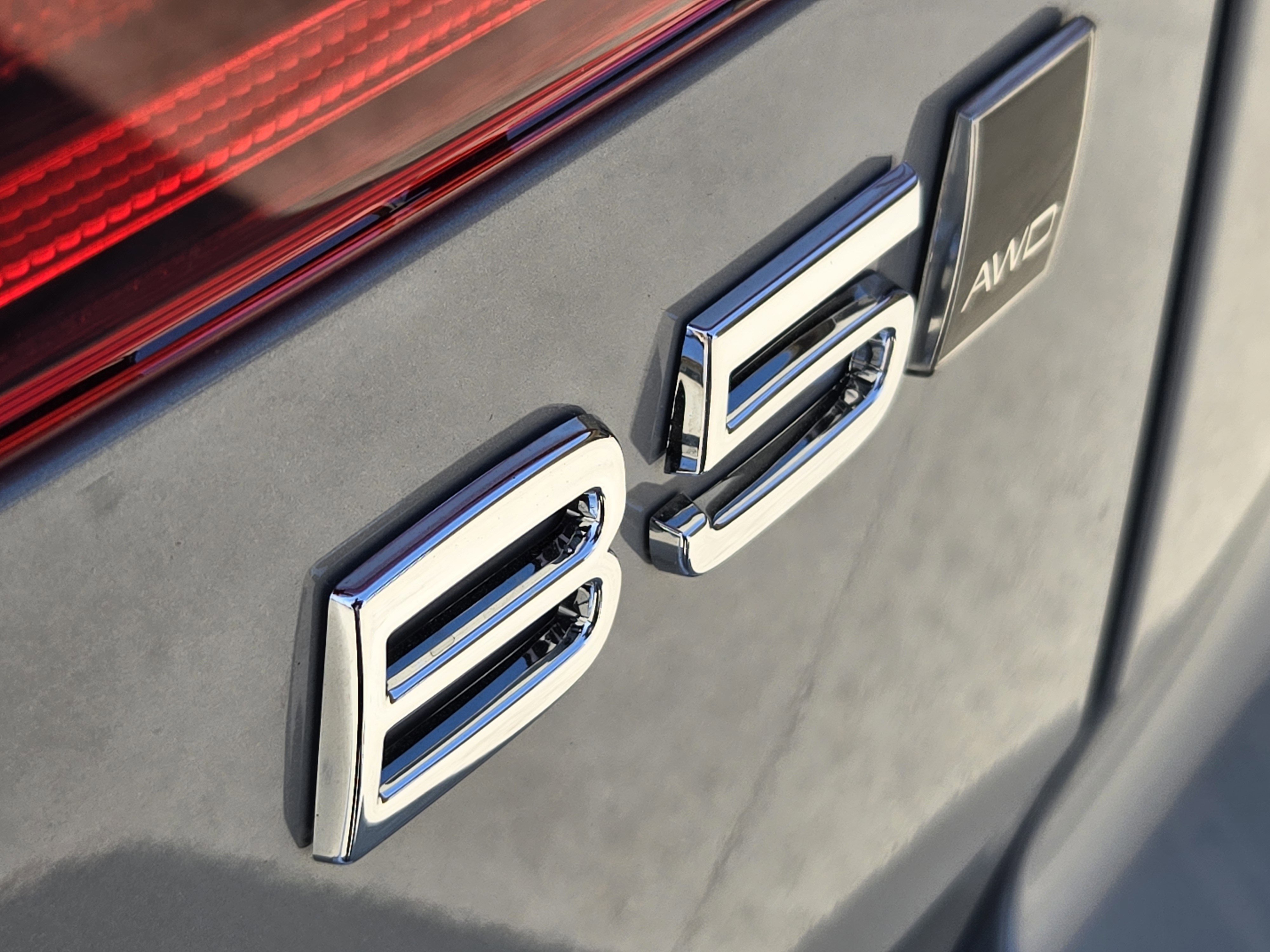 New 2026 Volvo XC60 B5 Plus w/ Protection Package Premier image 16