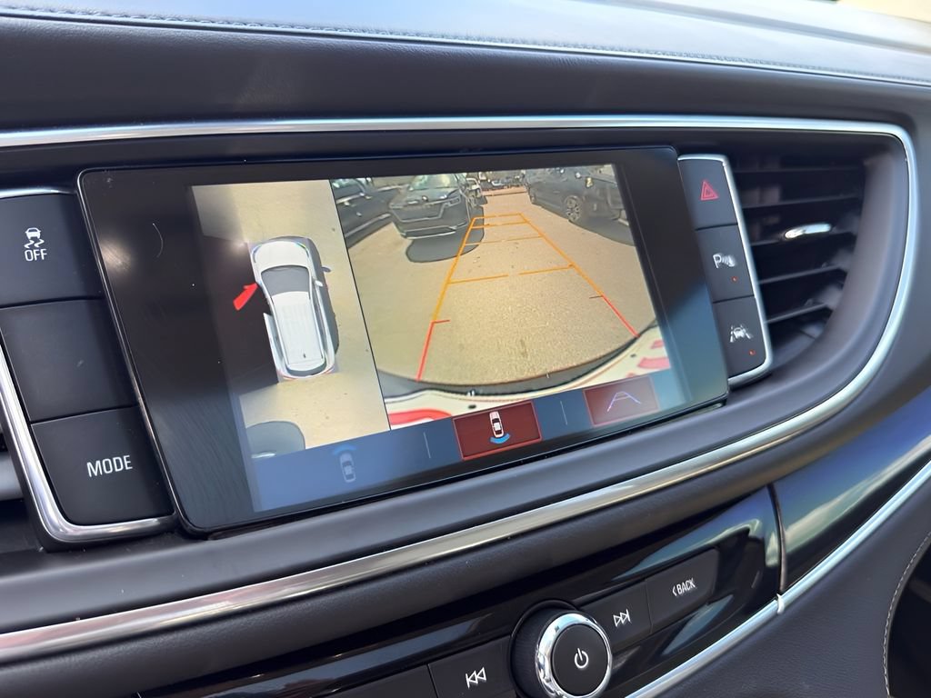 Used 2019 Buick Enclave Premium w/ Experience Buick Package FWD image 12