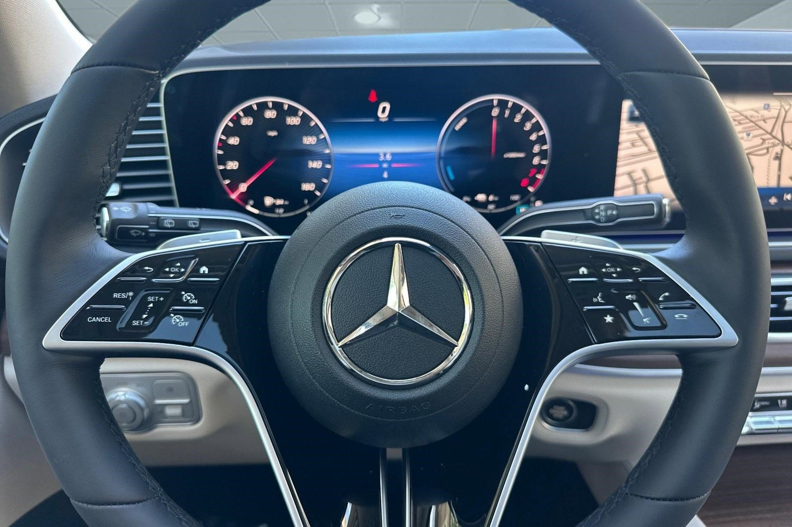 New 2026 Mercedes-Benz GLE 450e 4MATIC image 16