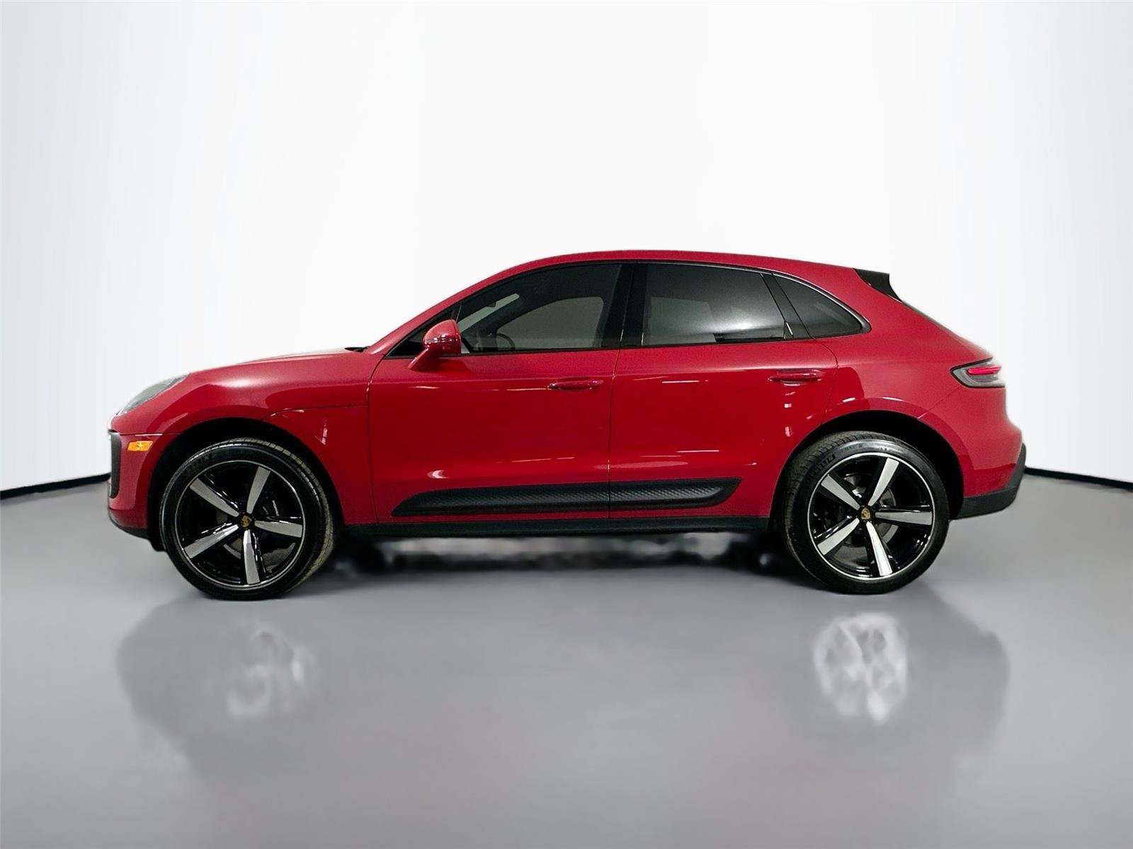 Certified 2026 Porsche Macan Turbo AWD/4WD image 2