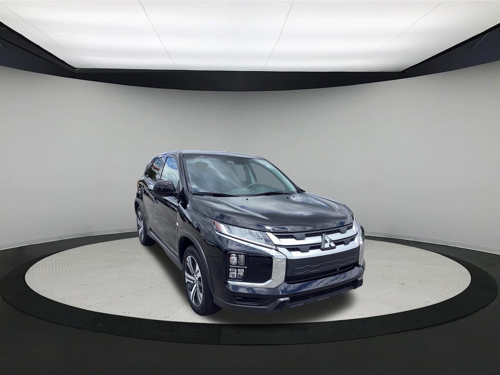 Used 2025 Mitsubishi Outlander Sport ES AWD/4WD image 2