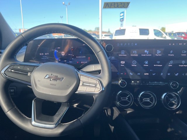 Used 2025 Chevrolet Blazer EV LT FWD image 14