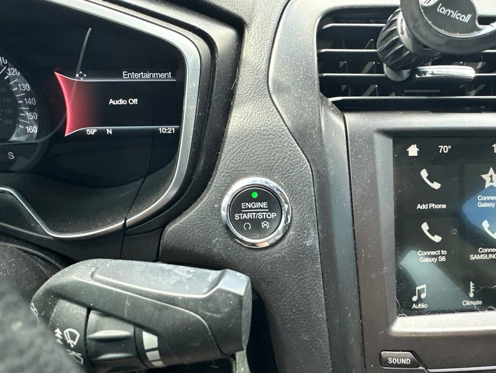 Used 2018 Ford Fusion Titanium AWD/4WD image 24