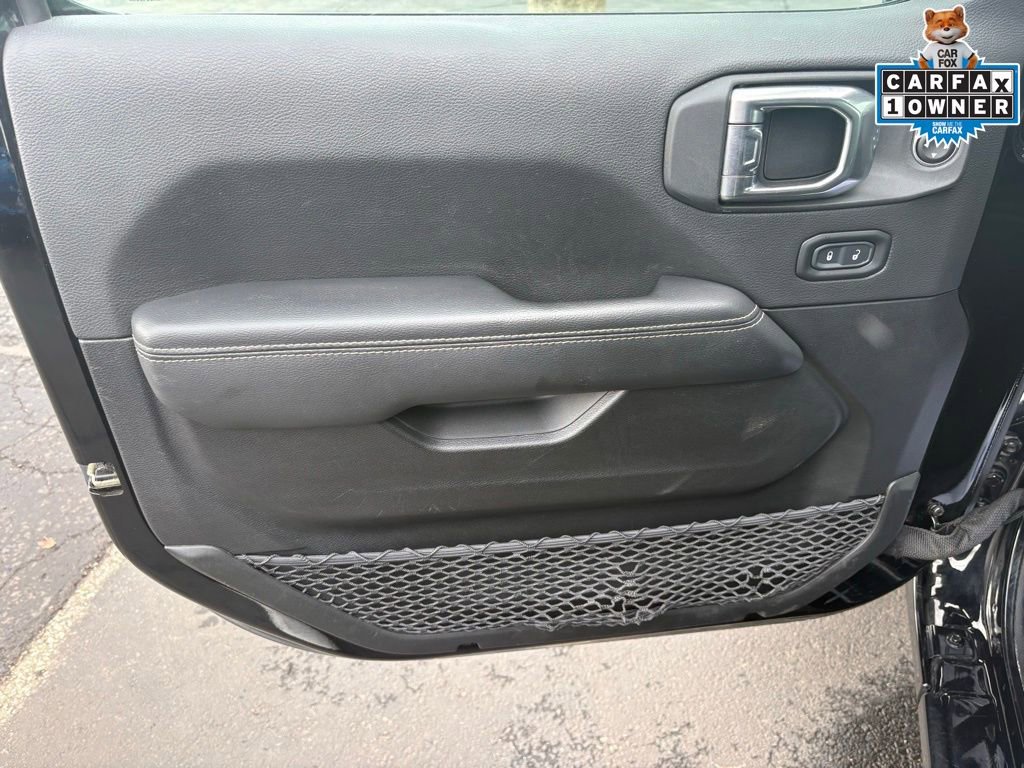 Used 2023 Jeep Wrangler Sahara w/ Cold Weather Group image 13