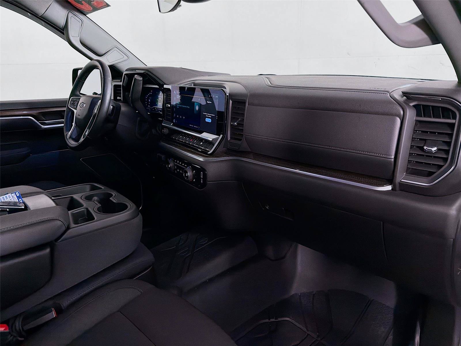 Used 2025 Chevrolet Silverado 1500 RST w/ Dark Appearance Package AWD/4WD image 31