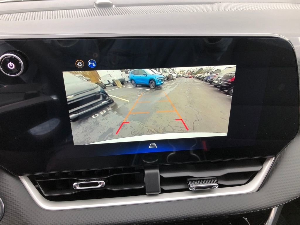 New 2026 Chevrolet Equinox LT w/ Convenience Package II image 21