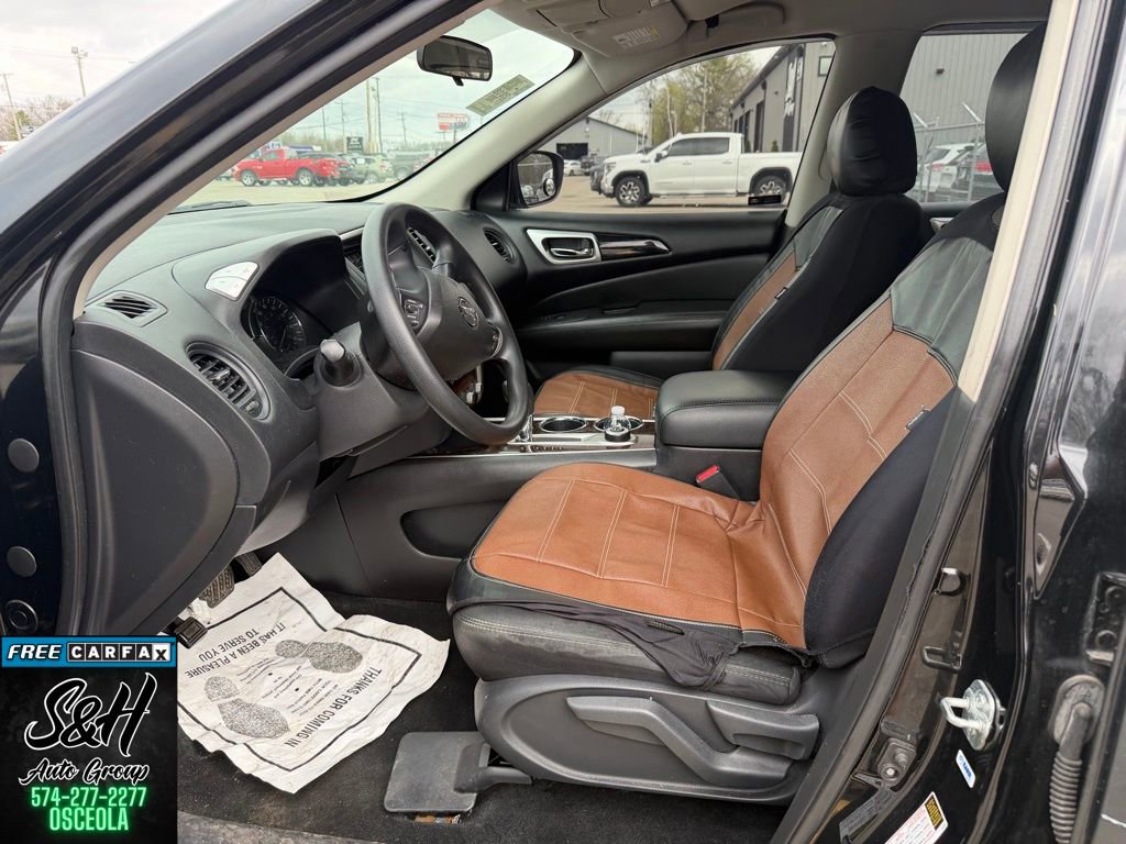Used 2018 Nissan Pathfinder S image 4