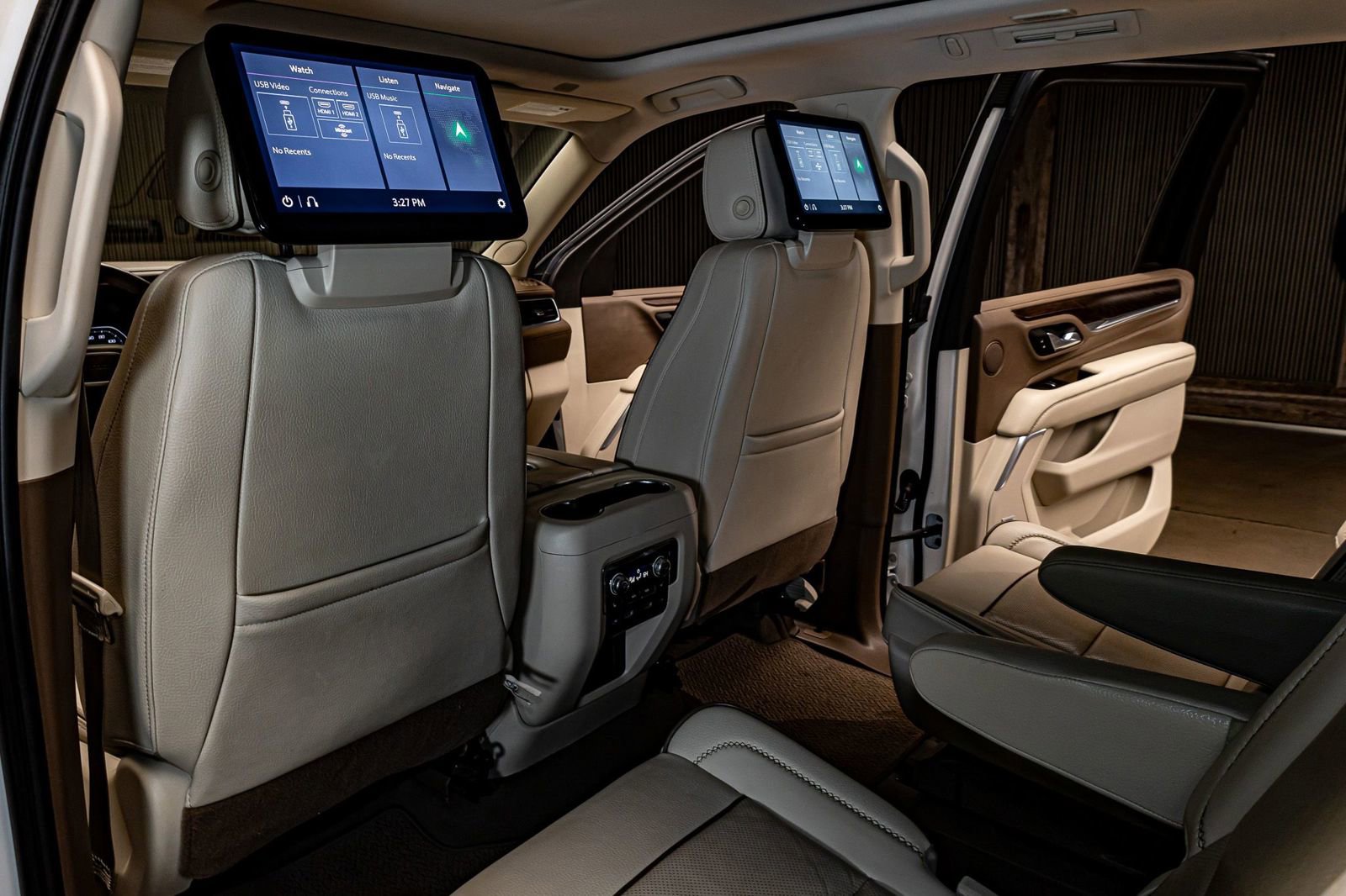 Used 2021 GMC Yukon XL Denali w/ Denali Ultimate Package image 23