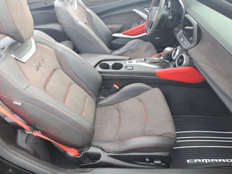 Used 2023 Chevrolet Camaro ZL1 RWD image 14