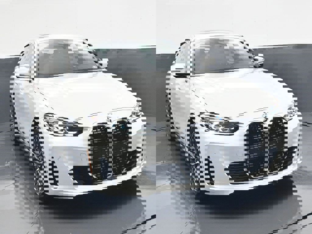 Used 2023 BMW 430i Gran Coupe xDrive w/ M Sport Package image 9