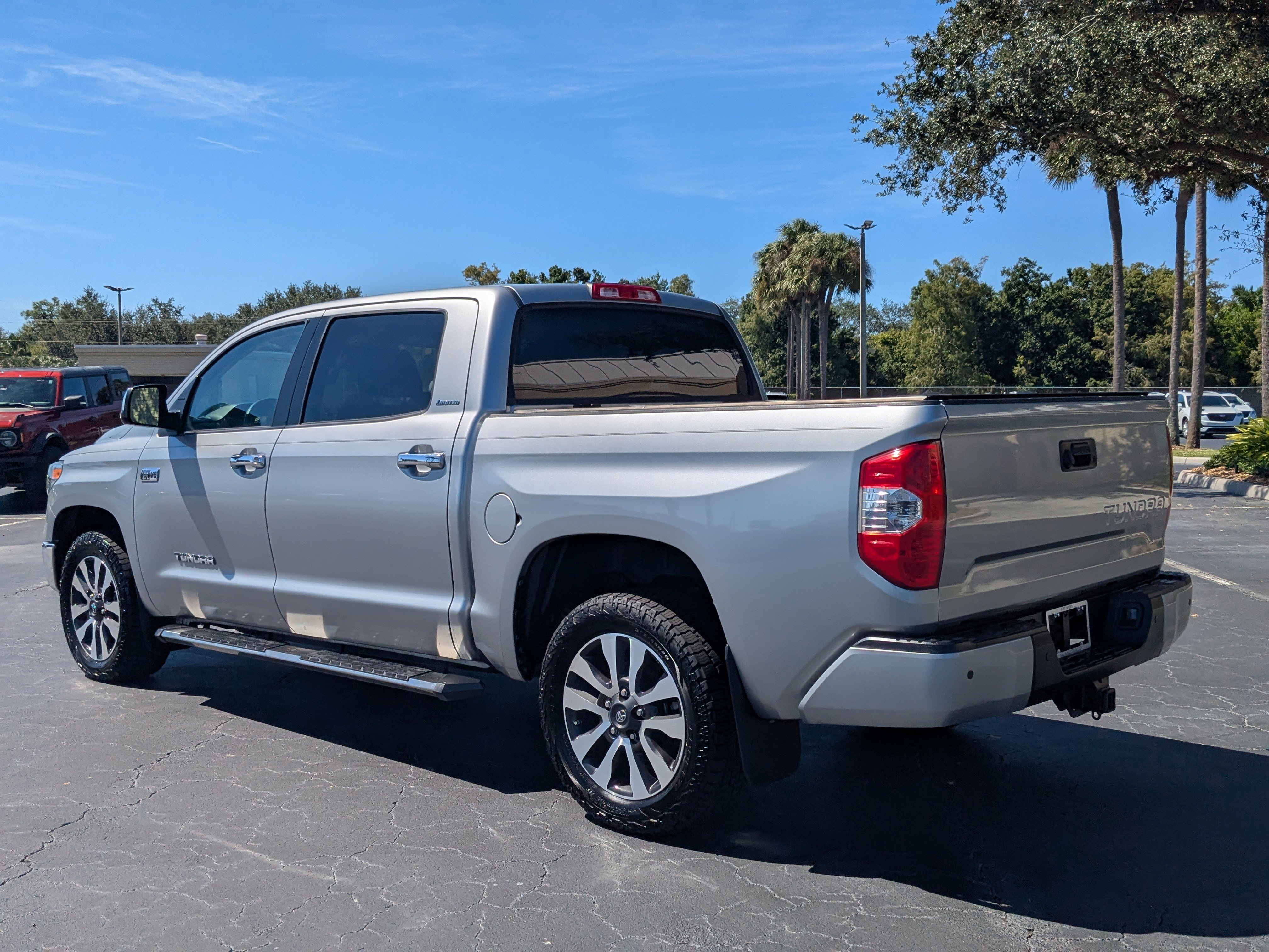 Used 2019 Toyota Tundra Limited w/ Limited Premium Package image 4