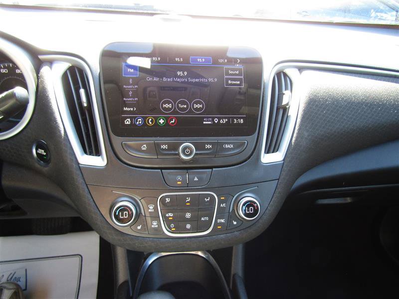 Used 2023 Chevrolet Malibu LT image 20