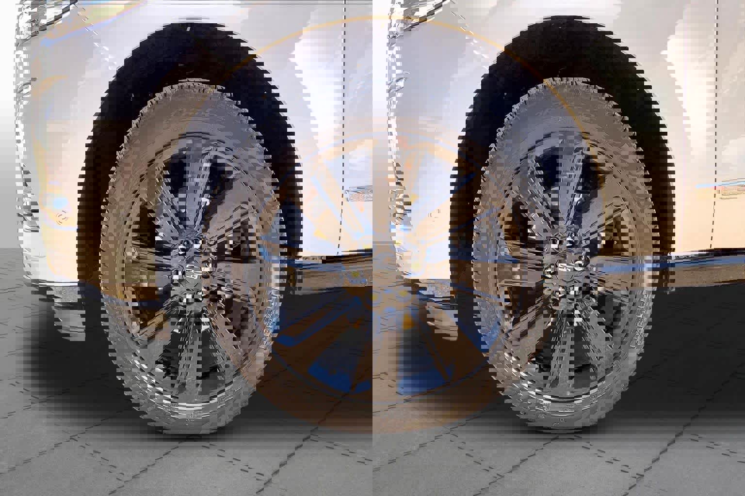 Used 2024 Lincoln Navigator Reserve image 11