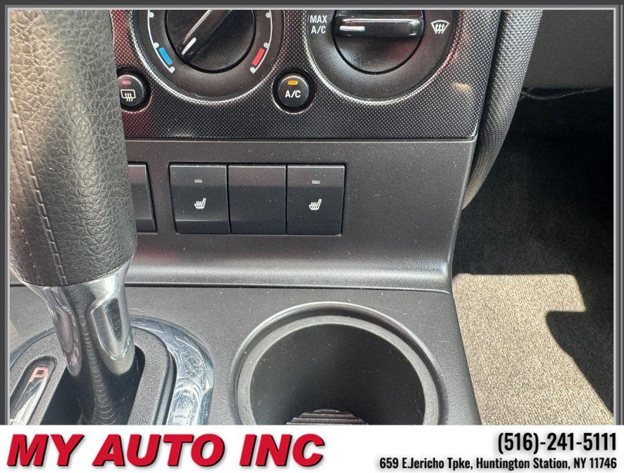 Used 2010 Ford Explorer XLT AWD/4WD image 18
