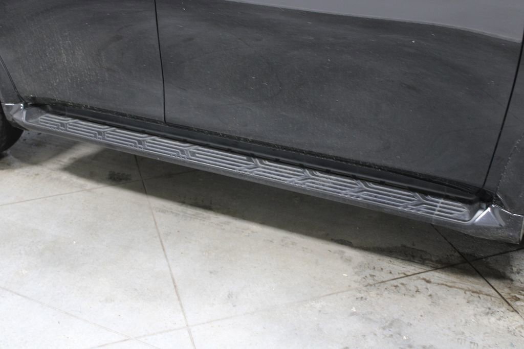 Used 2024 Nissan Armada SV w/ Cargo Package image 12